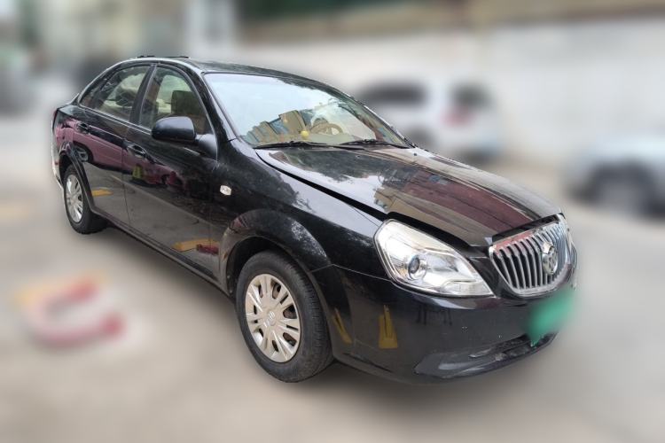 Used Buick Excelle 2015 1.5L Manual Classic Trim Front Right 45 Deg