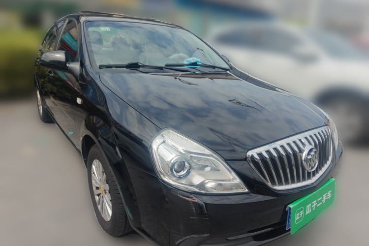 Used Buick Excelle 2015 1.5L Automatic Classic Model Front Right 45 Deg