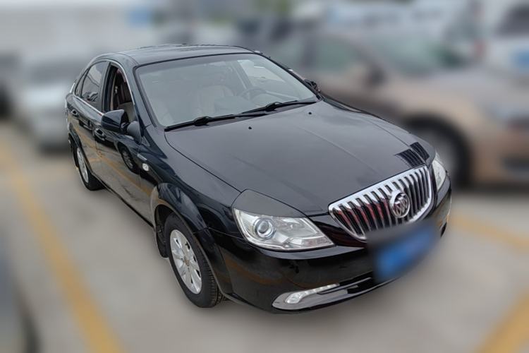 Used Buick Excelle 2015 1.5L Automatic Classic Model Front Right 45 Deg