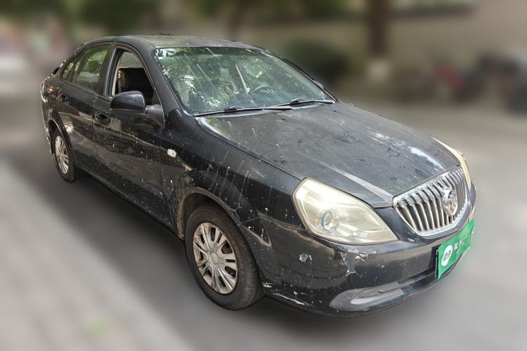Used Buick Excelle 2015 1.5L Manual Classic Trim Front Right 45 Deg