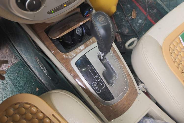 Used Buick Excelle 2015 1.5L Automatic Classic Model Gear Lever