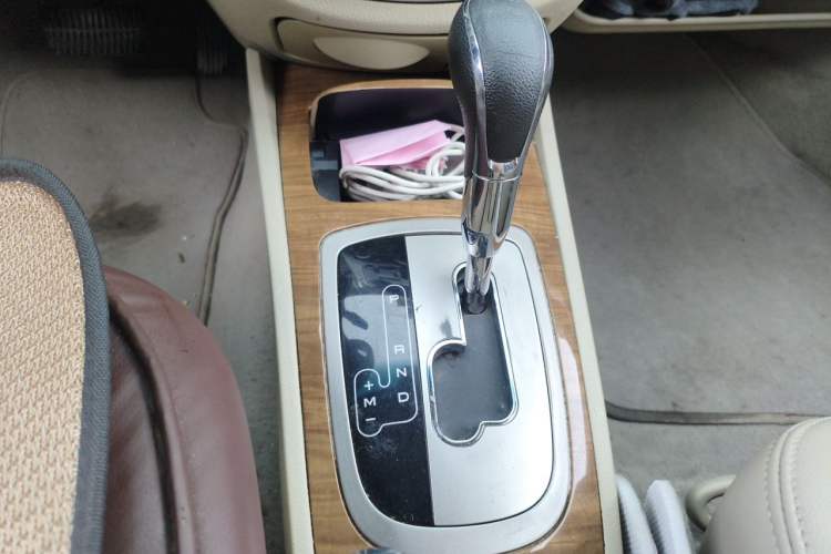 Used Buick Excelle 2015 1.5L Automatic Classic Model Gear Lever