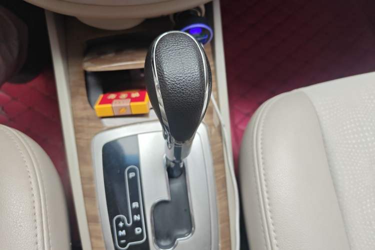 Used Buick Excelle 2015 1.5L Automatic Classic Model Gear Lever