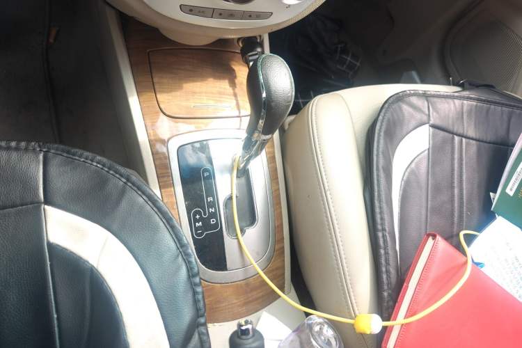 Used Buick Excelle 2015 1.5L Automatic Classic Model Gear Lever