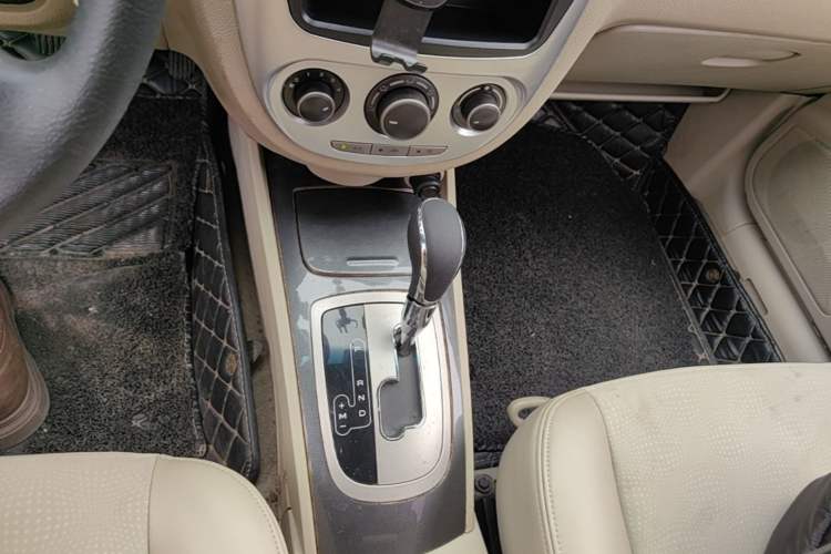 Used Buick Excelle 2015 1.5L Automatic Classic Model Gear Lever