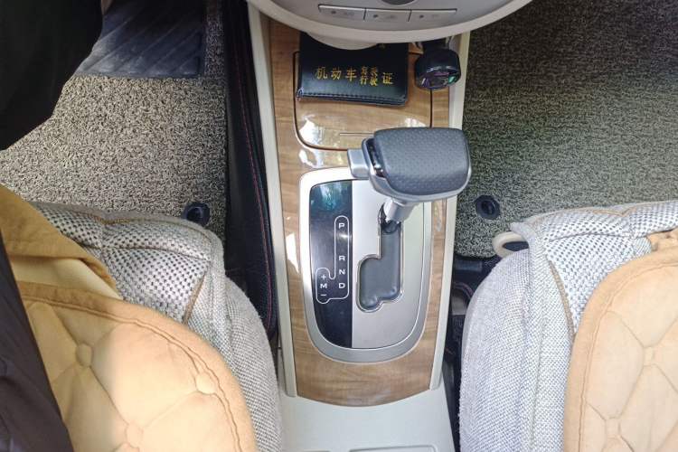 Used Buick Excelle 2015 1.5L Automatic Classic Model Gear Lever