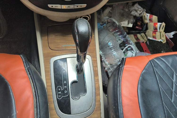 Used Buick Excelle 2015 1.5L Automatic Classic Model Gear Lever