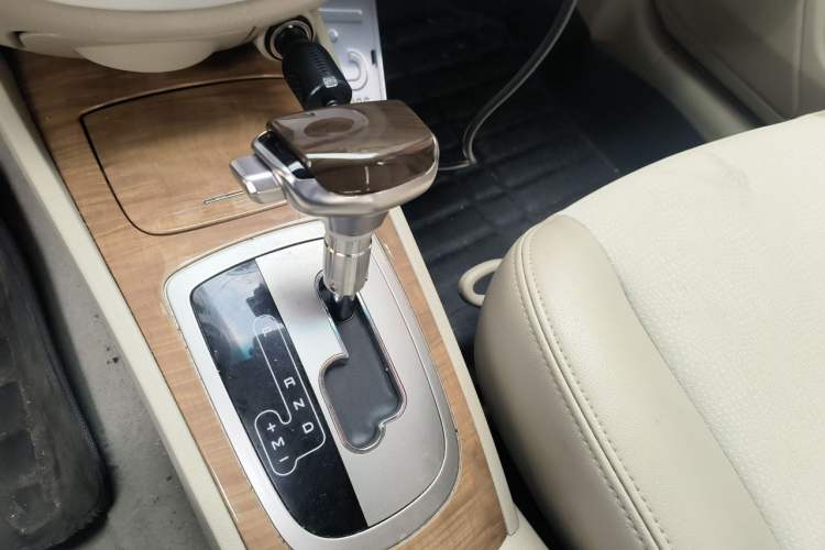 Used Buick Excelle 2015 1.5L Automatic Classic Model Gear Lever