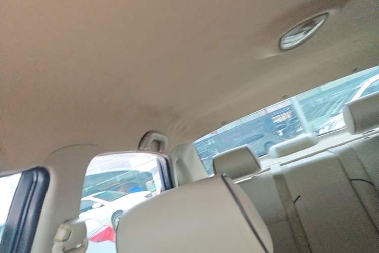 Used Buick Excelle 2015 1.5L Automatic Classic Model Headliner