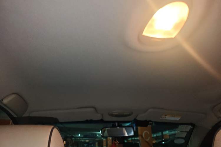 Used Buick Excelle 2015 1.5L Automatic Classic Model Headliner