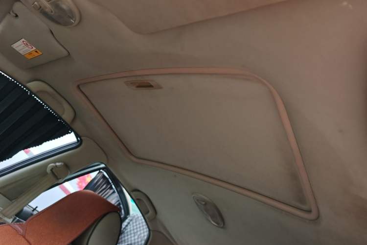 Used Buick Excelle 2015 1.5L Manual Luxury Model Headliner