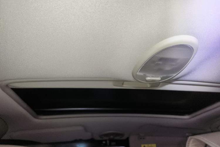 Used Buick Excelle 2015 1.5L Manual Classic Trim Headliner