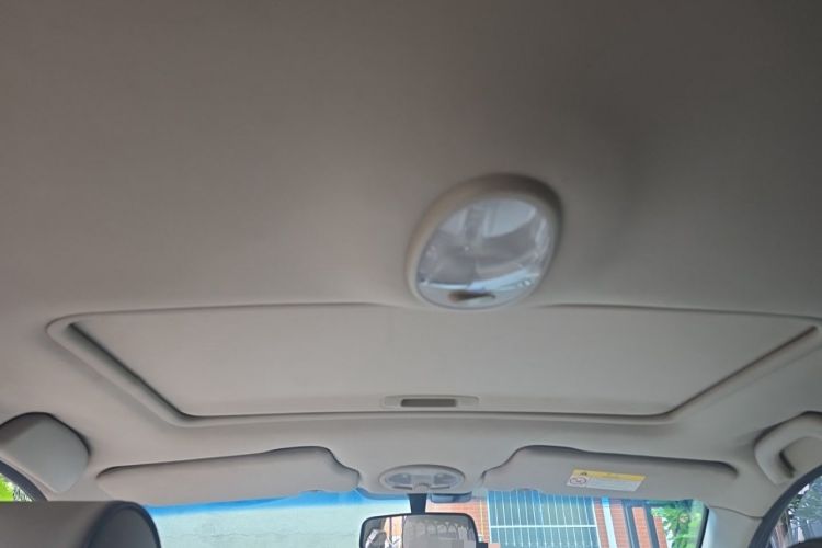 Used Buick Excelle 2015 1.5L Manual Luxury Model Headliner