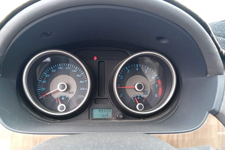 Used Buick Excelle 2015 1.5L Manual Classic Trim Instrument Cluster