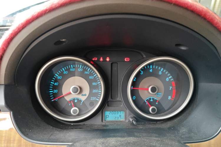 Used Buick Excelle 2015 1.5L Automatic Classic Model Instrument Cluster