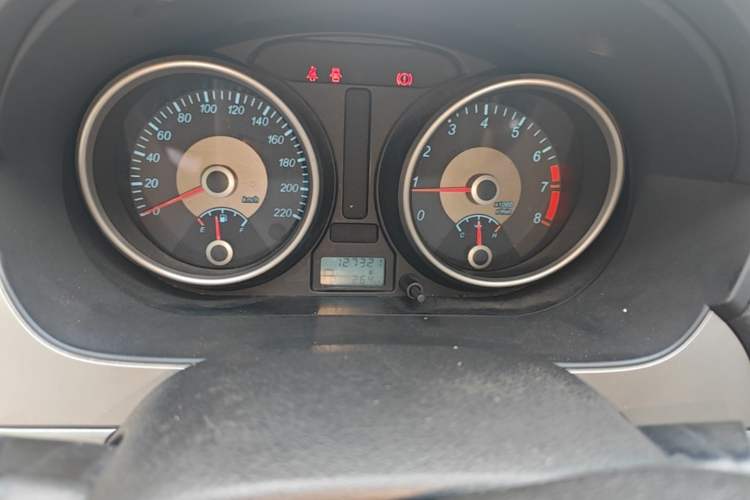 Used Buick Excelle 2015 1.5L Automatic Classic Model Instrument Cluster