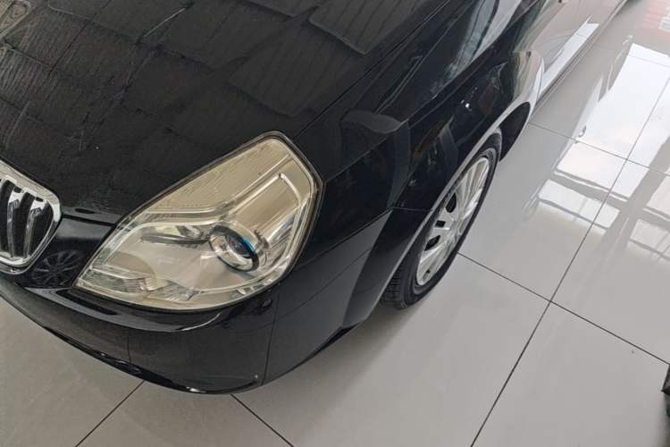 Used Buick Excelle 2015 1.5L Automatic Classic Model Left Front Headlight