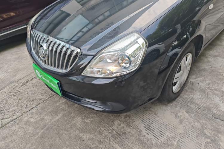 Used Buick Excelle 2015 1.5L Automatic Classic Model Left Front Headlight