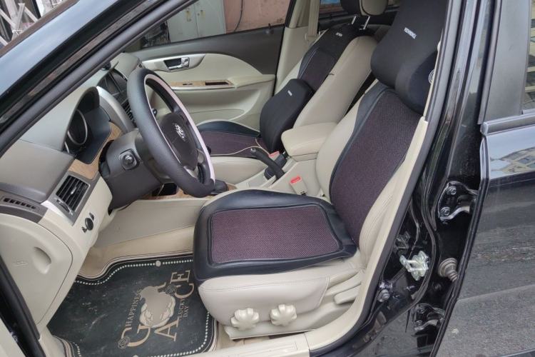 Used Buick Excelle 2015 1.5L Manual Classic Trim Left Front Seat
