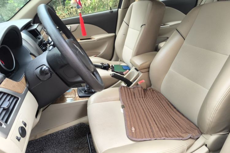 Used Buick Excelle 2015 1.5L Manual Classic Trim Left Front Seat