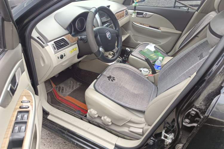 Used Buick Excelle 2015 1.5L Manual Classic Trim Left Front Seat