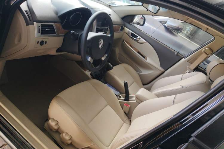 Used Buick Excelle 2015 1.5L Manual Classic Trim Left Front Seat