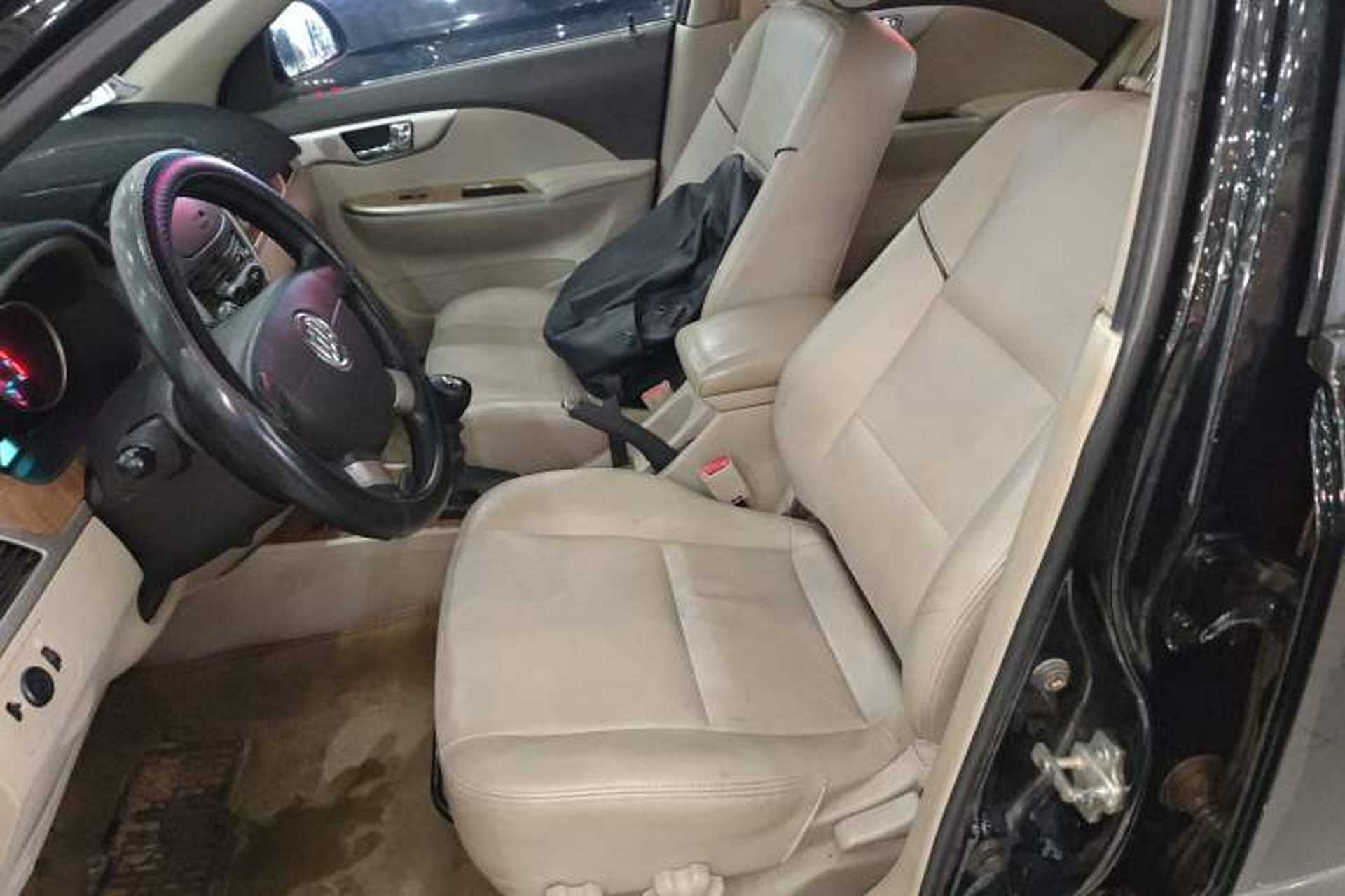 Used Buick Excelle 2015 1.5L Manual Luxury Model Left Front Seat