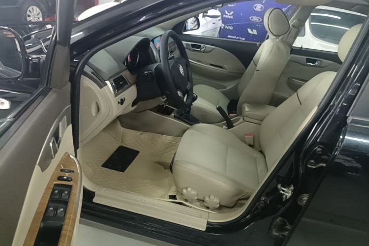Used Buick Excelle 2015 1.5L Manual Classic Trim Left Front Seat