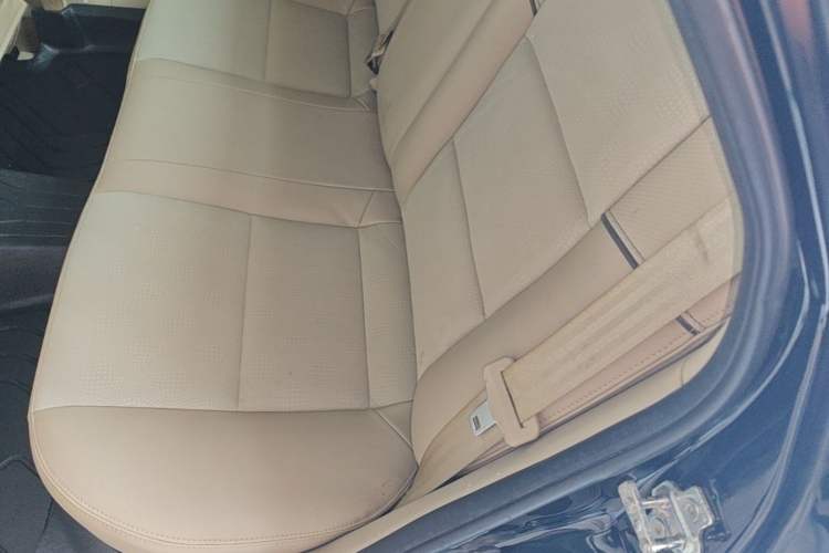 Used Buick Excelle 2015 1.5L Automatic Classic Model Left Rear Seat