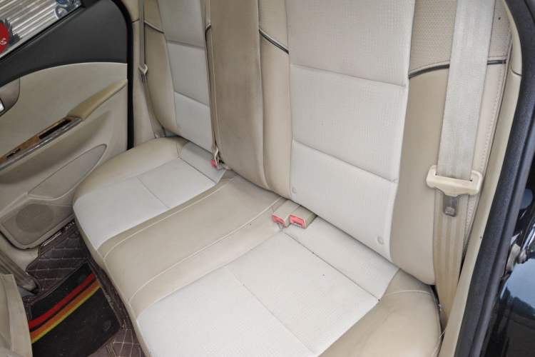 Used Buick Excelle 2015 1.5L Automatic Classic Model Left Rear Seat
