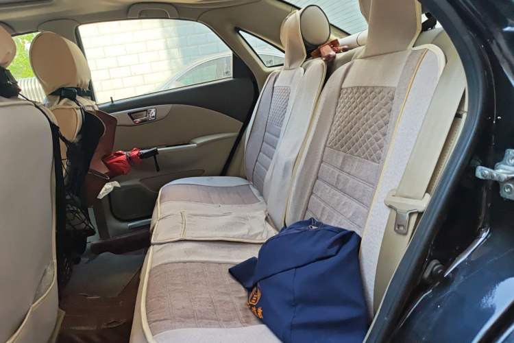 Used Buick Excelle 2015 1.5L Manual Luxury Model Left Rear Seat