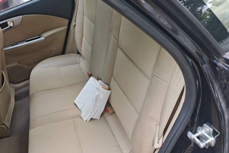 Used Buick Excelle 2015 1.5L Automatic Classic Model Left Rear Seat