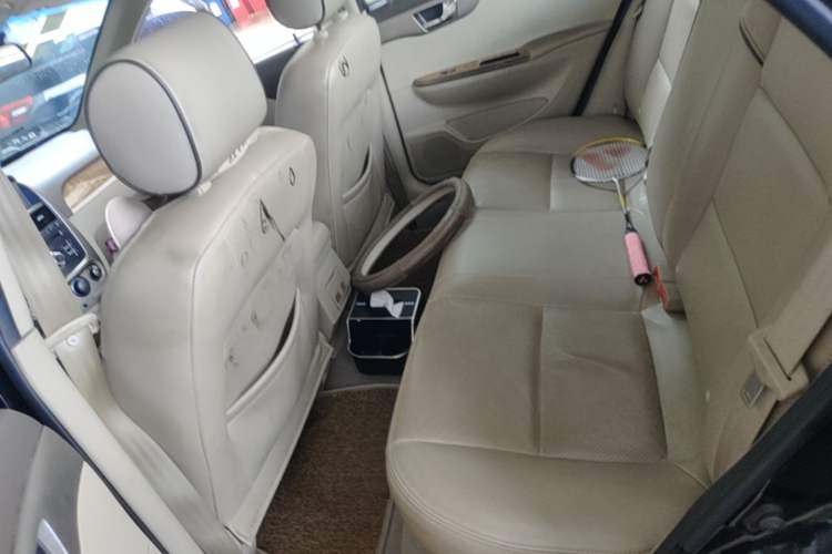 Used Buick Excelle 2015 1.5L Automatic Luxury Edition Left Rear Seat