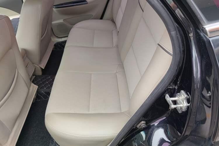 Used Buick Excelle 2015 1.5L Automatic Classic Model Left Rear Seat
