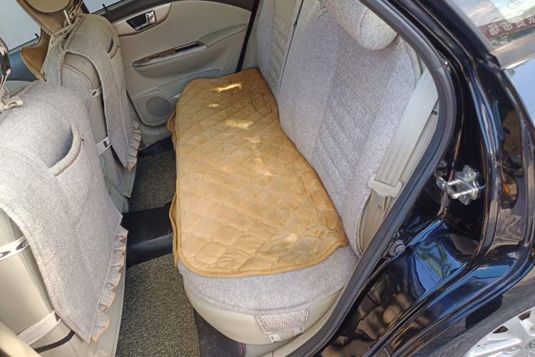 Used Buick Excelle 2015 1.5L Automatic Classic Model Left Rear Seat