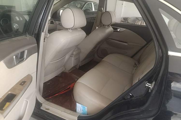 Used Buick Excelle 2015 1.5L Automatic Classic Model Left Rear Seat