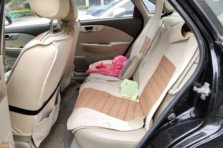 Used Buick Excelle 2015 1.5L Automatic Classic Model Left Rear Seat
