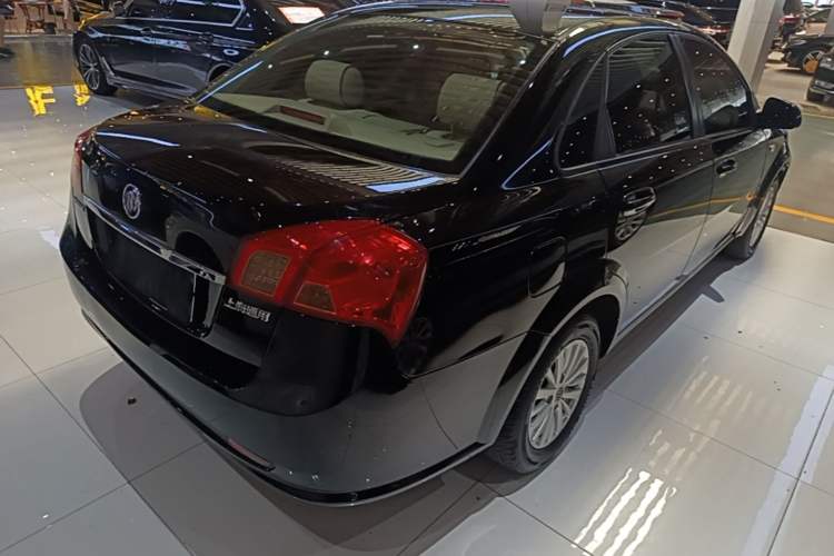 Used Buick Excelle 2015 1.5L Automatic Classic Model Rear Right 45 Deg