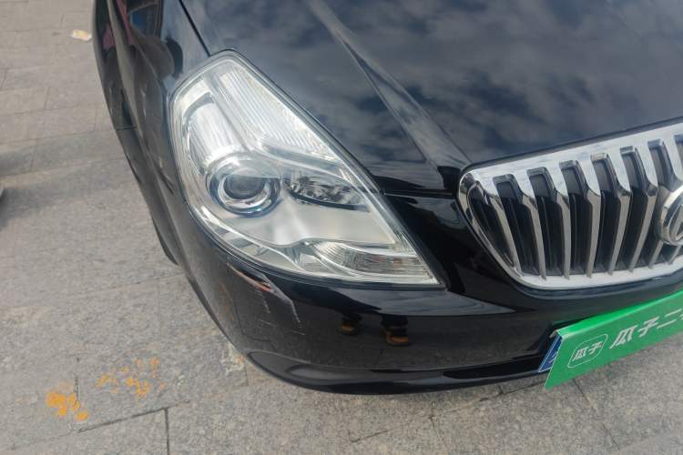 Used Buick Excelle 2015 1.5L Automatic Classic Model Right Front Headlight