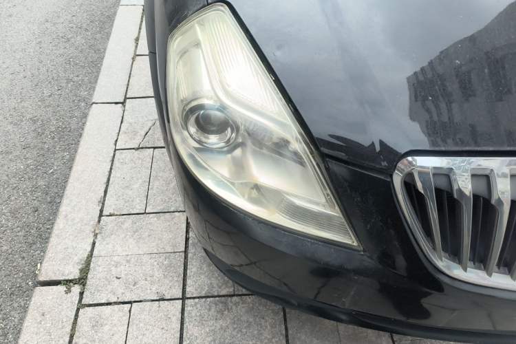 Used Buick Excelle 2015 1.5L Automatic Classic Model Right Front Headlight