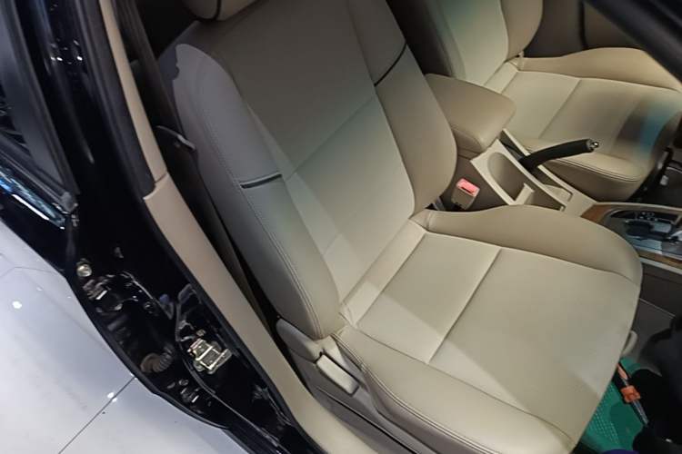 Used Buick Excelle 2015 1.5L Automatic Classic Model Right Front Seat