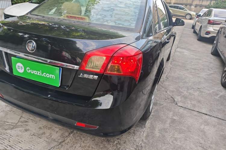 Used Buick Excelle 2015 1.5L Automatic Classic Model Right Rear Taillight