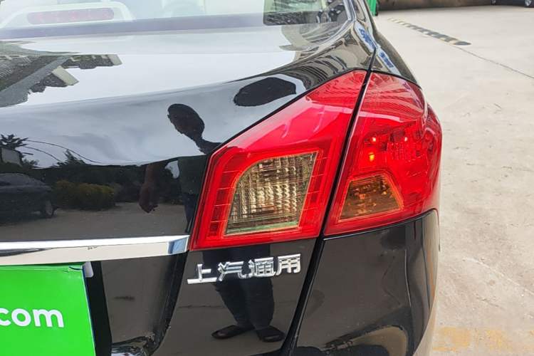 Used Buick Excelle 2015 1.5L Manual Classic Trim Right Rear Taillight