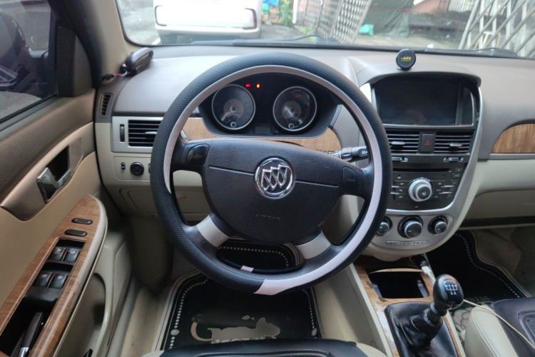 Used Buick Excelle 2015 1.5L Manual Classic Trim Steering Wheel