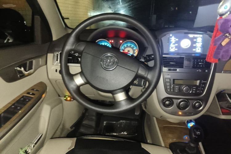Used Buick Excelle 2015 1.5L Manual Classic Trim Steering Wheel