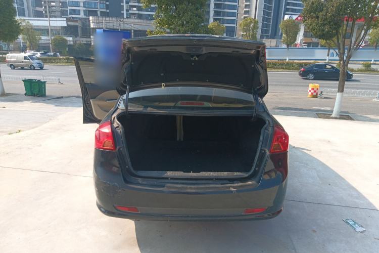 Used Buick Excelle 2015 1.5L Manual Classic Trim Trunk