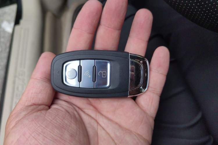 Used Buick Excelle 2015 1.5L Manual Classic Trim Vehicle Key