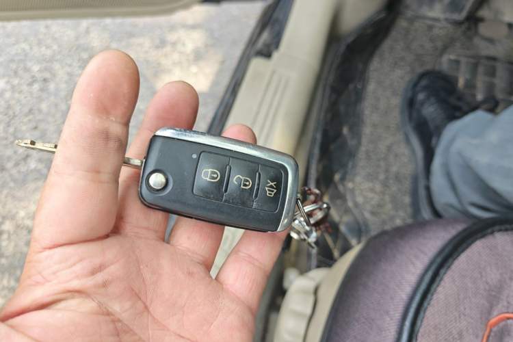 Used Buick Excelle 2015 1.5L Manual Classic Trim Vehicle Key