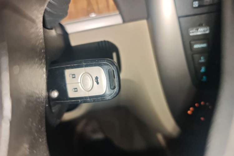 Used Buick Excelle 2015 1.5L Automatic Classic Model Vehicle Key