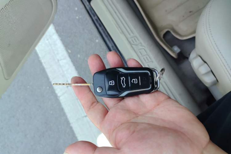 Used Buick Excelle 2015 1.5L Automatic Classic Model Vehicle Key